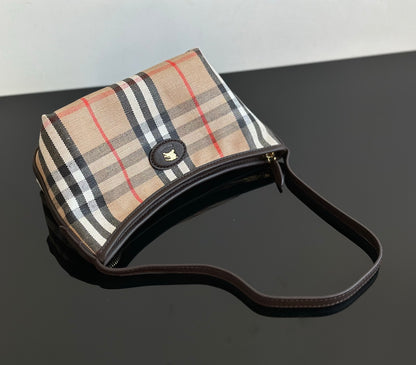 양 공장 / 버버리 겨드랑이 가방