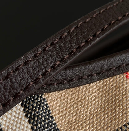 양 공장 / 버버리 겨드랑이 가방