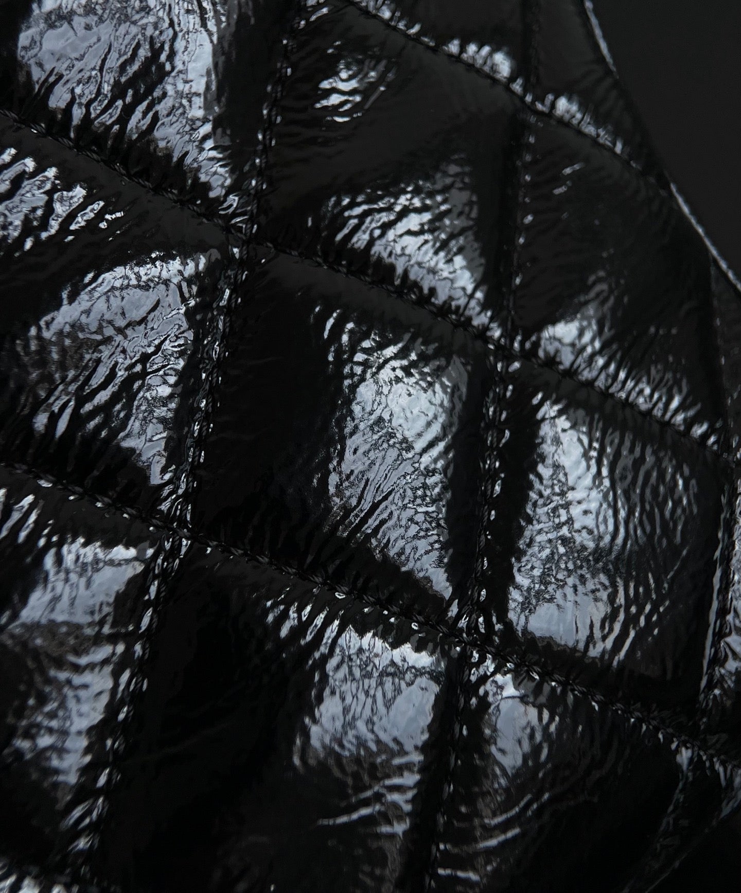 양 공장 / 샤넬 에나멜 가방