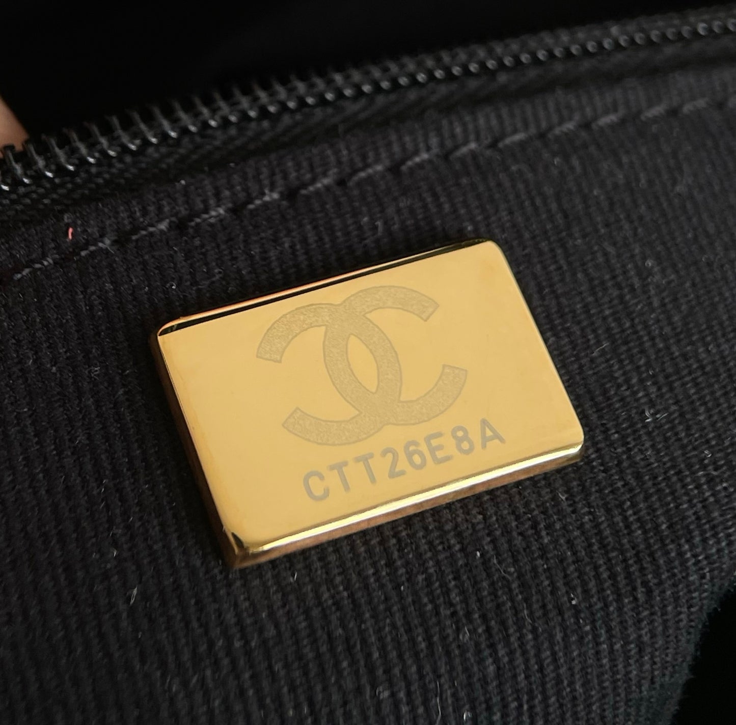 양 공장 / 샤넬 에나멜 가방