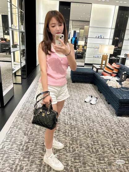 양 공장 / 샤넬 에나멜 가방