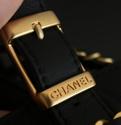 양 공장 / 샤넬 통가죽 흑금 가방