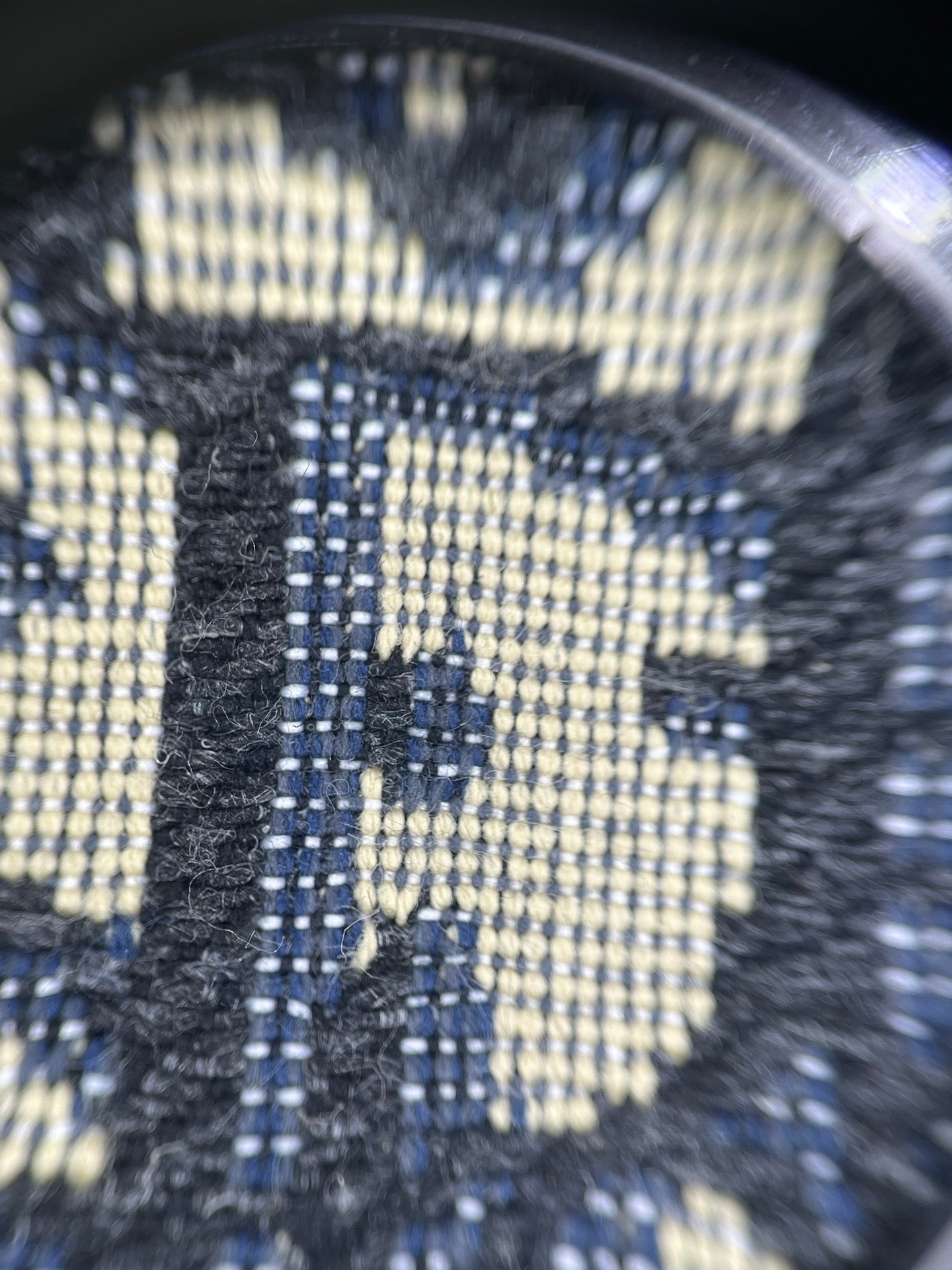 양 공장 / 디올 배낭