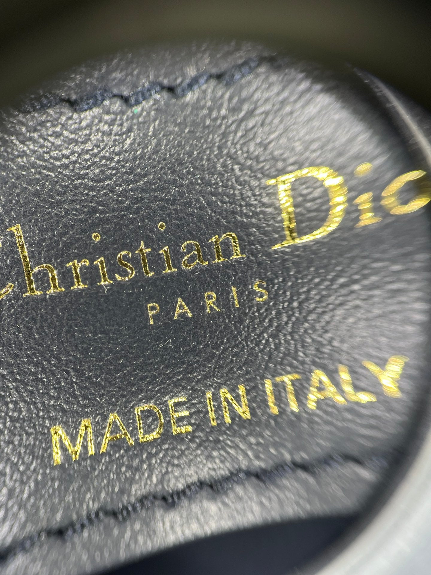 양 공장 / 디올 배낭