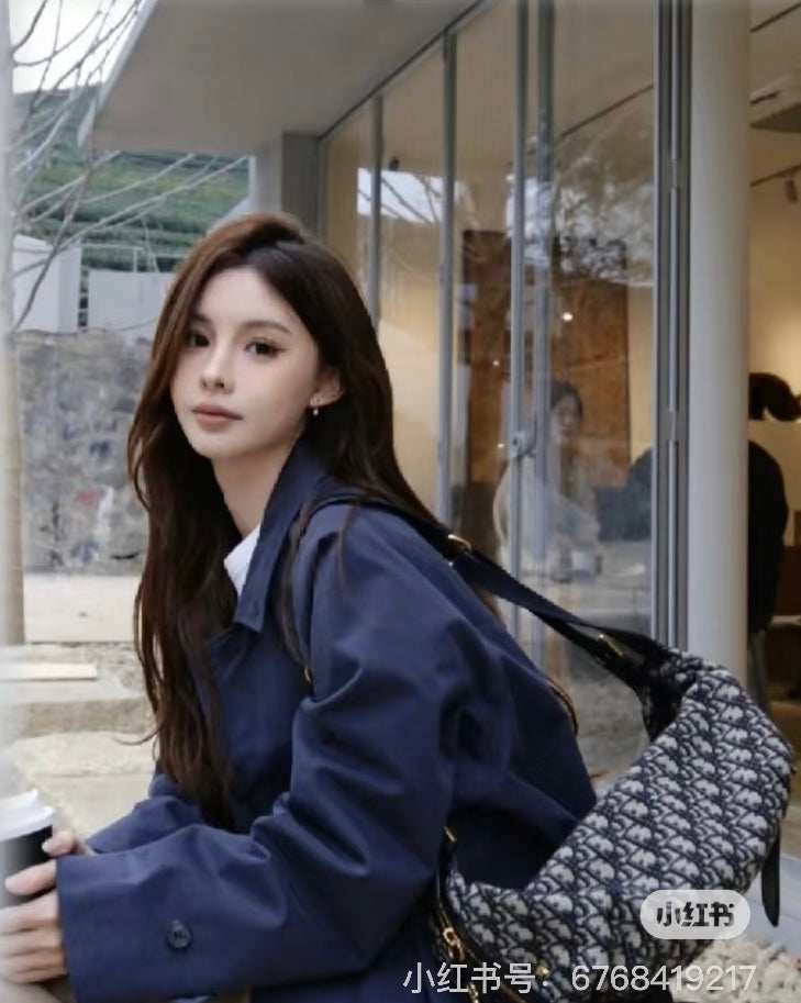 양 공장 / 디올 배낭