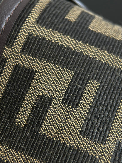 양 공장 / 펜디 스몰 토트백