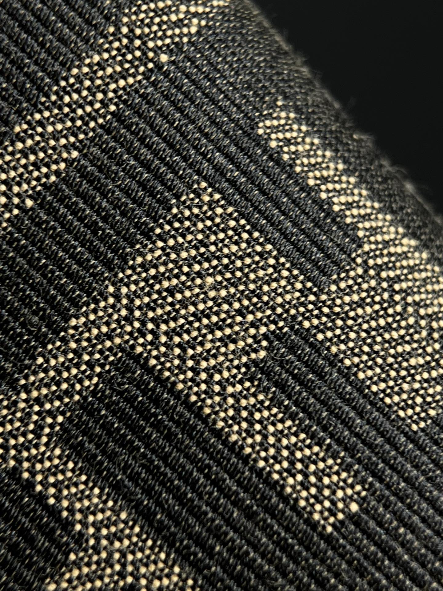 양 공장 / 펜디 스몰 토트백