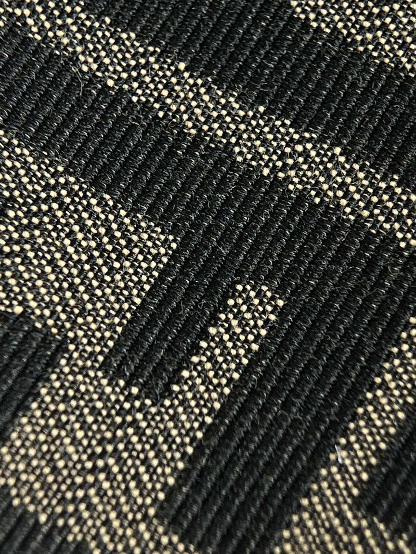 양 공장 / 펜디 스몰 토트백