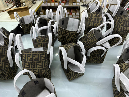 양 공장 / 펜디 스몰 토트백