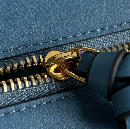 양 공장 / 펜디 스몰 토트백