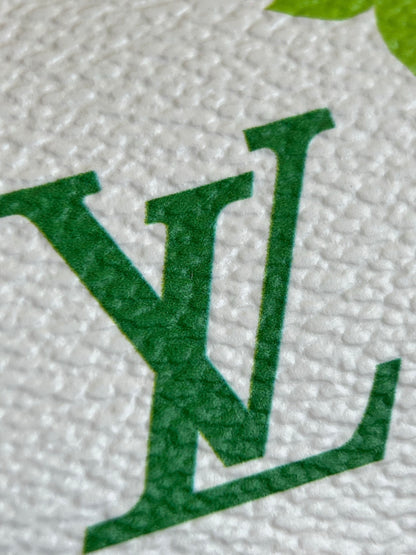 양 공장 / 루이비통 베개 가방