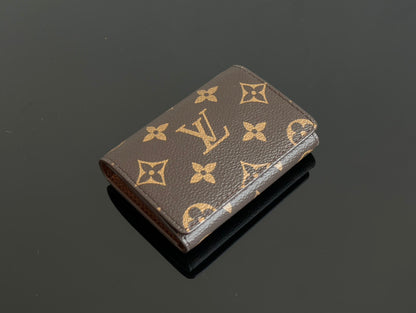 양 공장 / 루이비통 덮개 반지갑