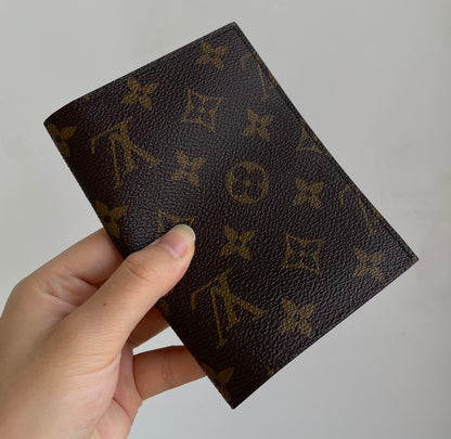양 공장 / 루이비통 여권 지갑
