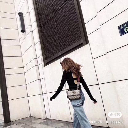 양 공장 / 구찌 가방