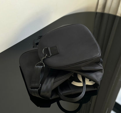 양 공장 / 샤넬 여행 가방