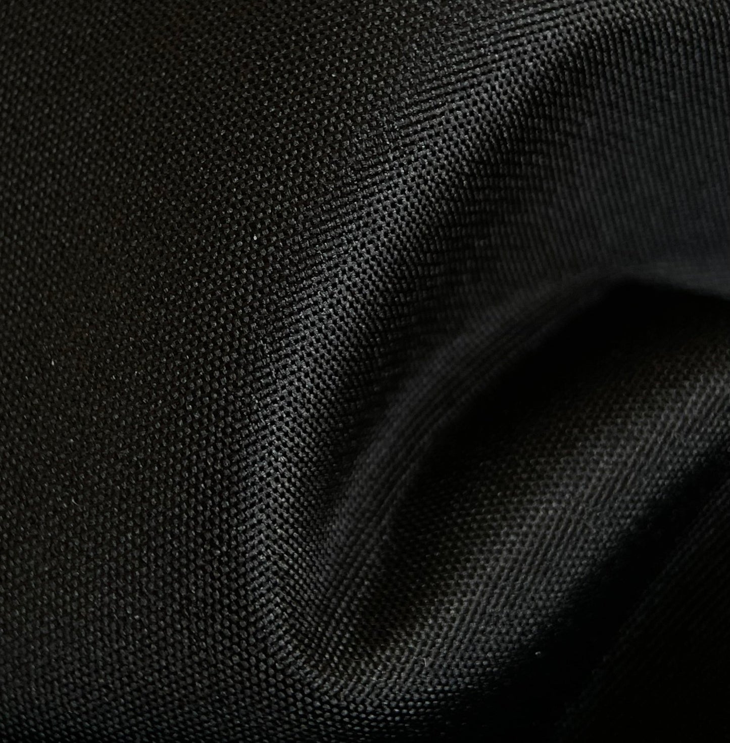 양 공장 / 샤넬 여행 가방