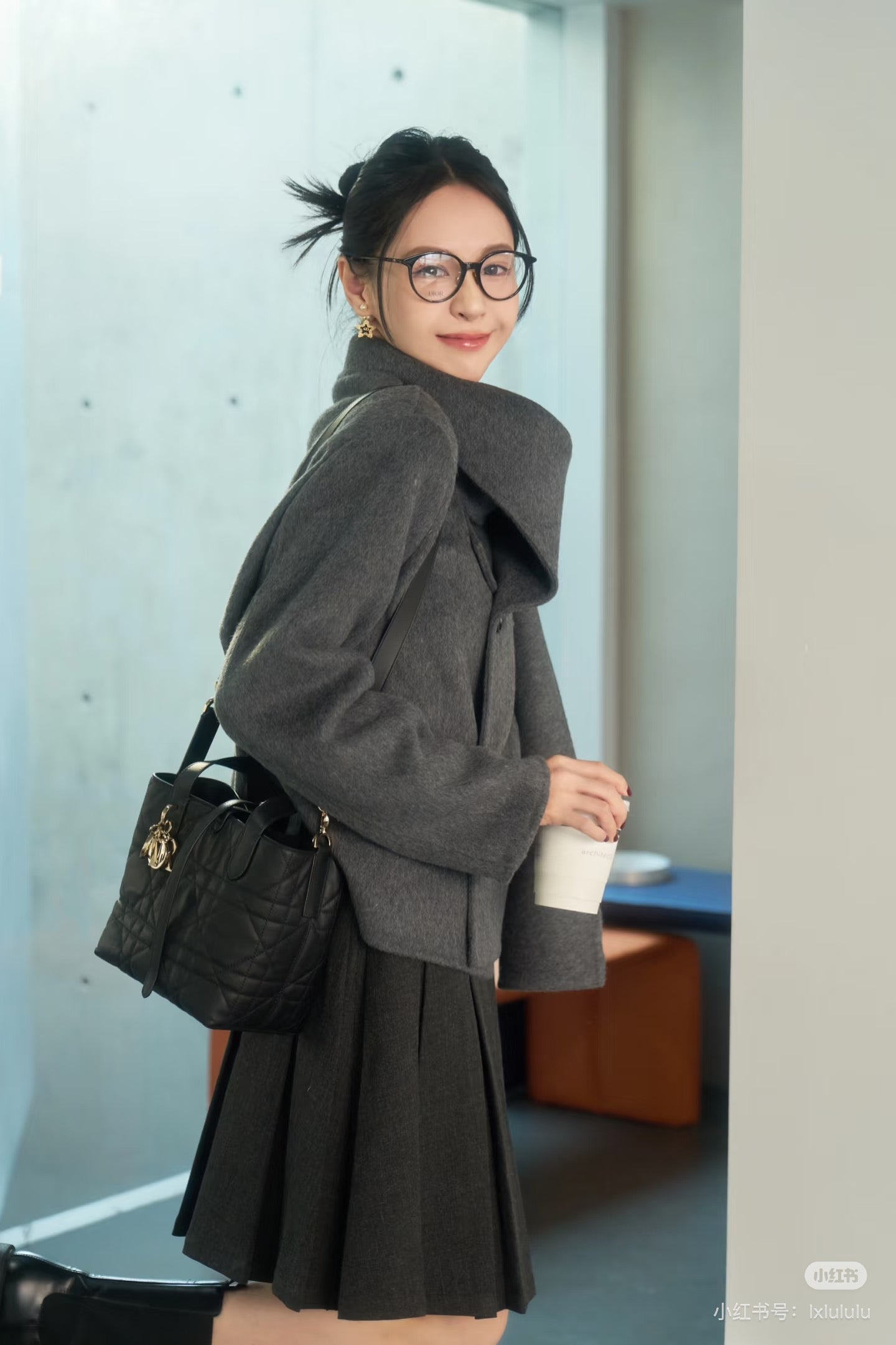 양 공장 / 디올 블랙 가죽 장바구니 가방