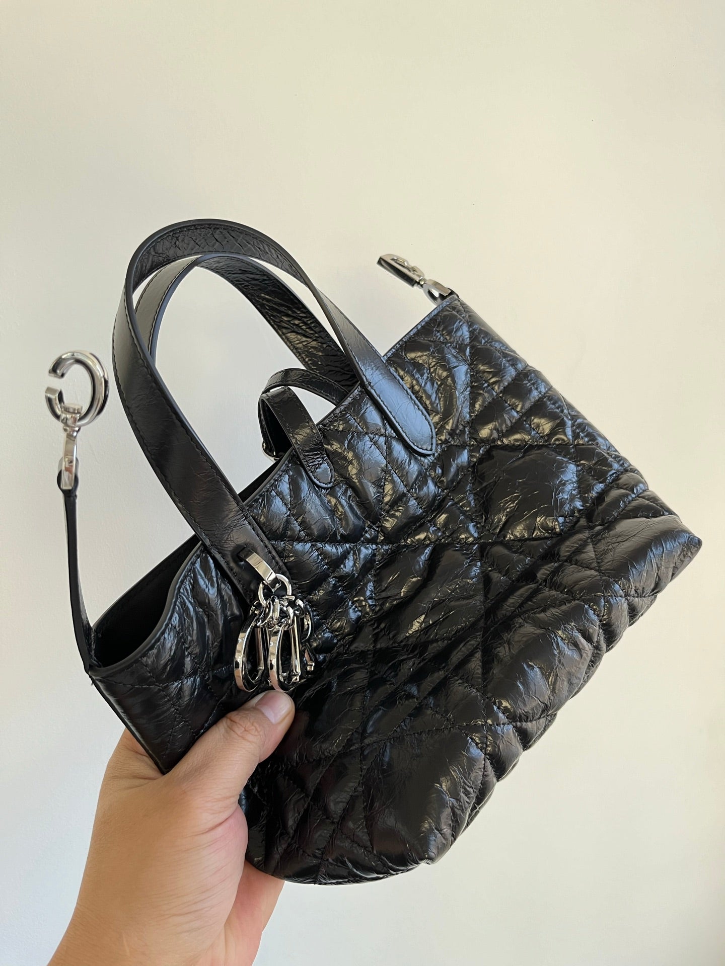 양 공장 / 디올 에나멜 장바구니 가방