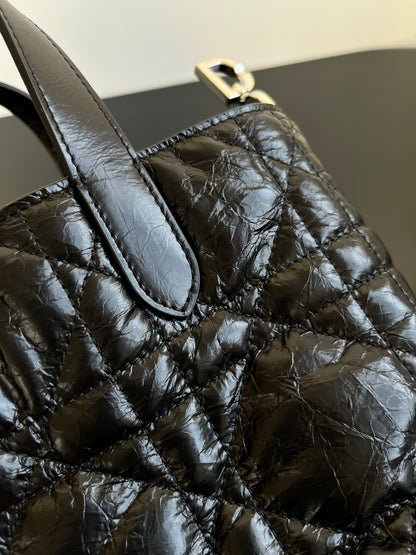 양 공장 / 디올 에나멜 장바구니 가방