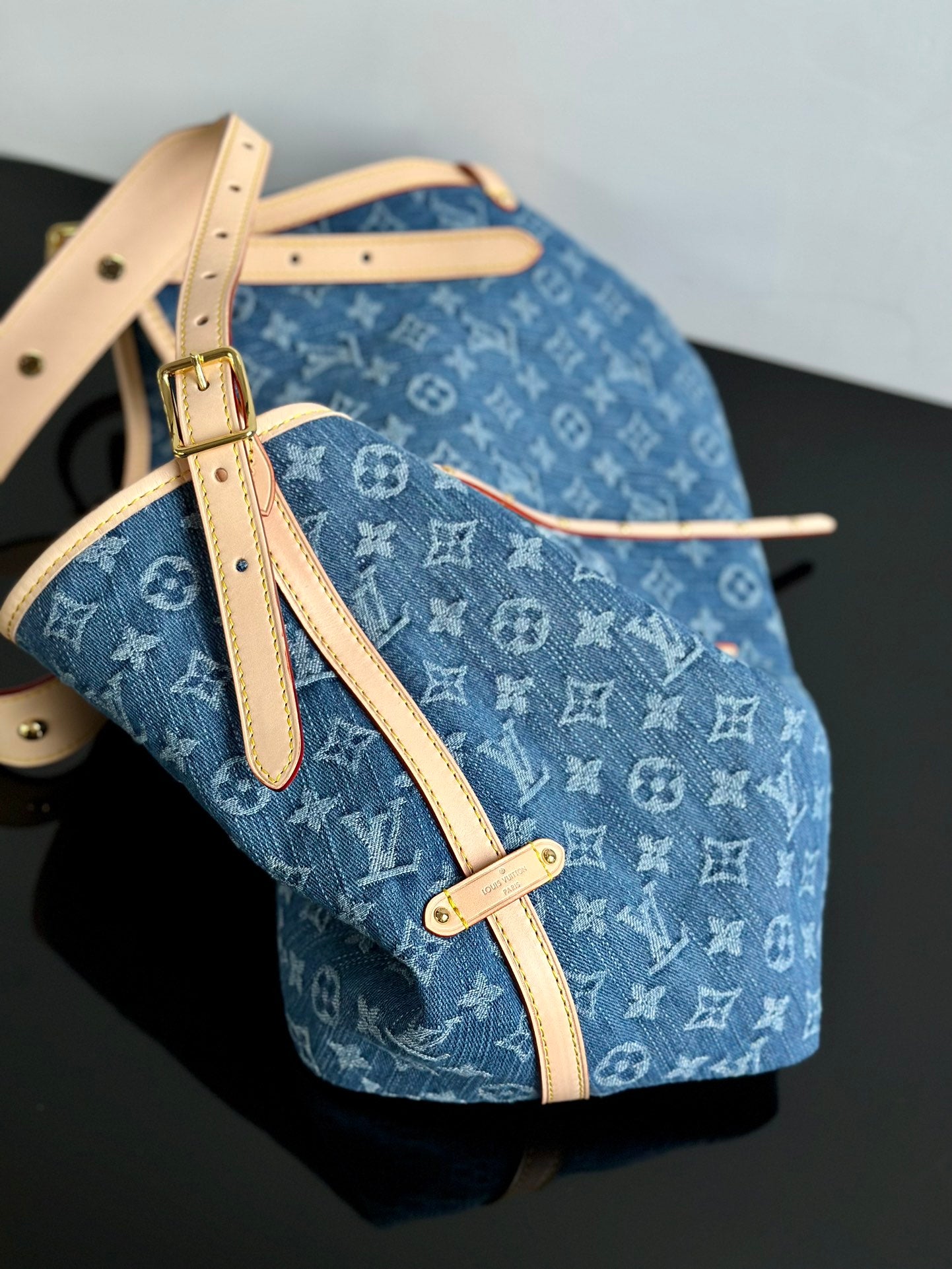 양 공장 / 루이비통 네이비 데님백