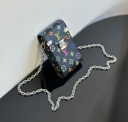 양 공장 / 루이비통 핸드폰 가방