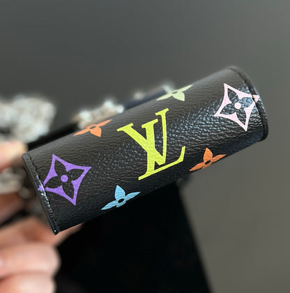 양 공장 / 루이비통 핸드폰 가방