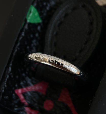 양 공장 / 루이비통 핸드폰 가방