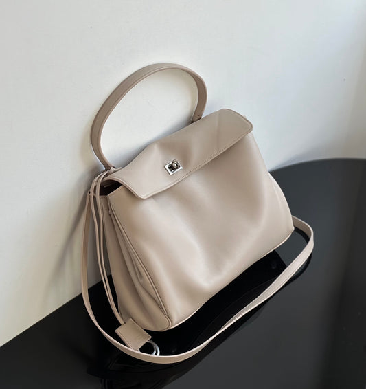 양 공장 / 발렌시아가 미디움 핸드백