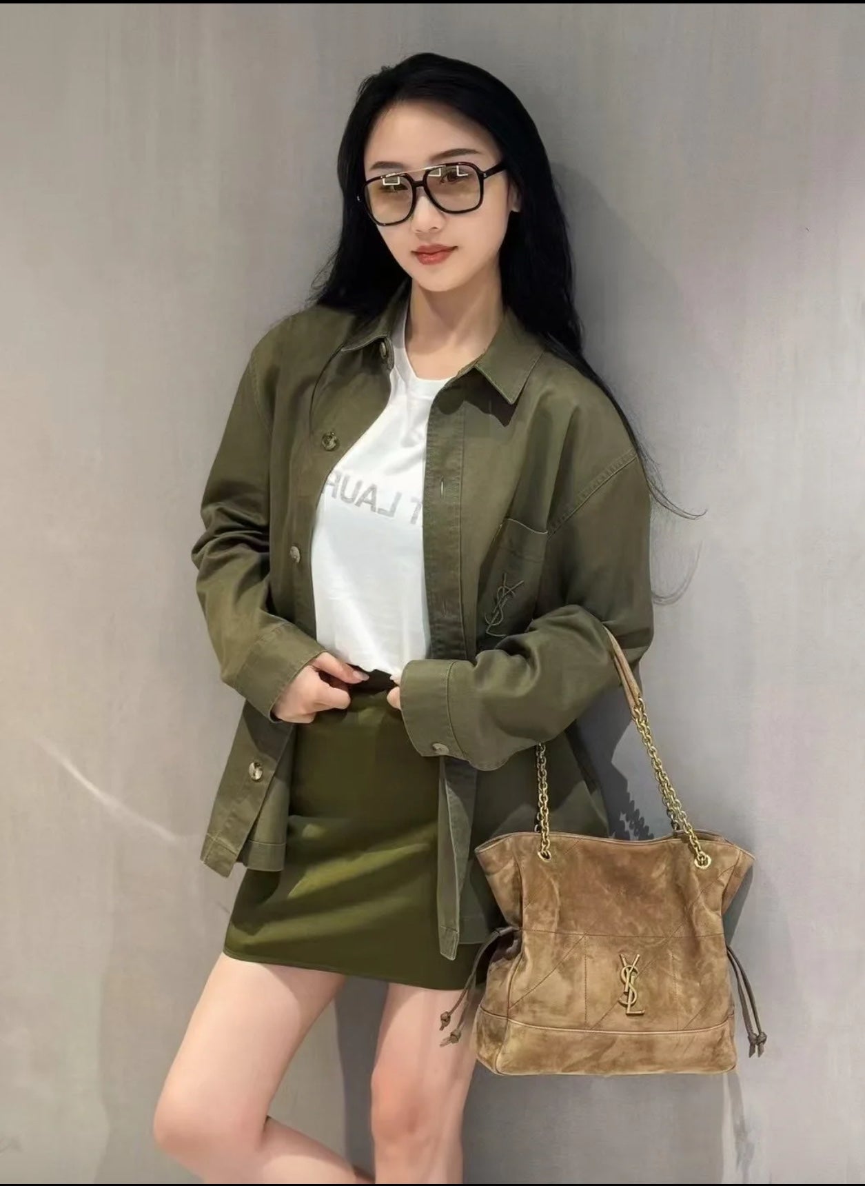 티모 공장 / 입생로랑 여성 셔츠