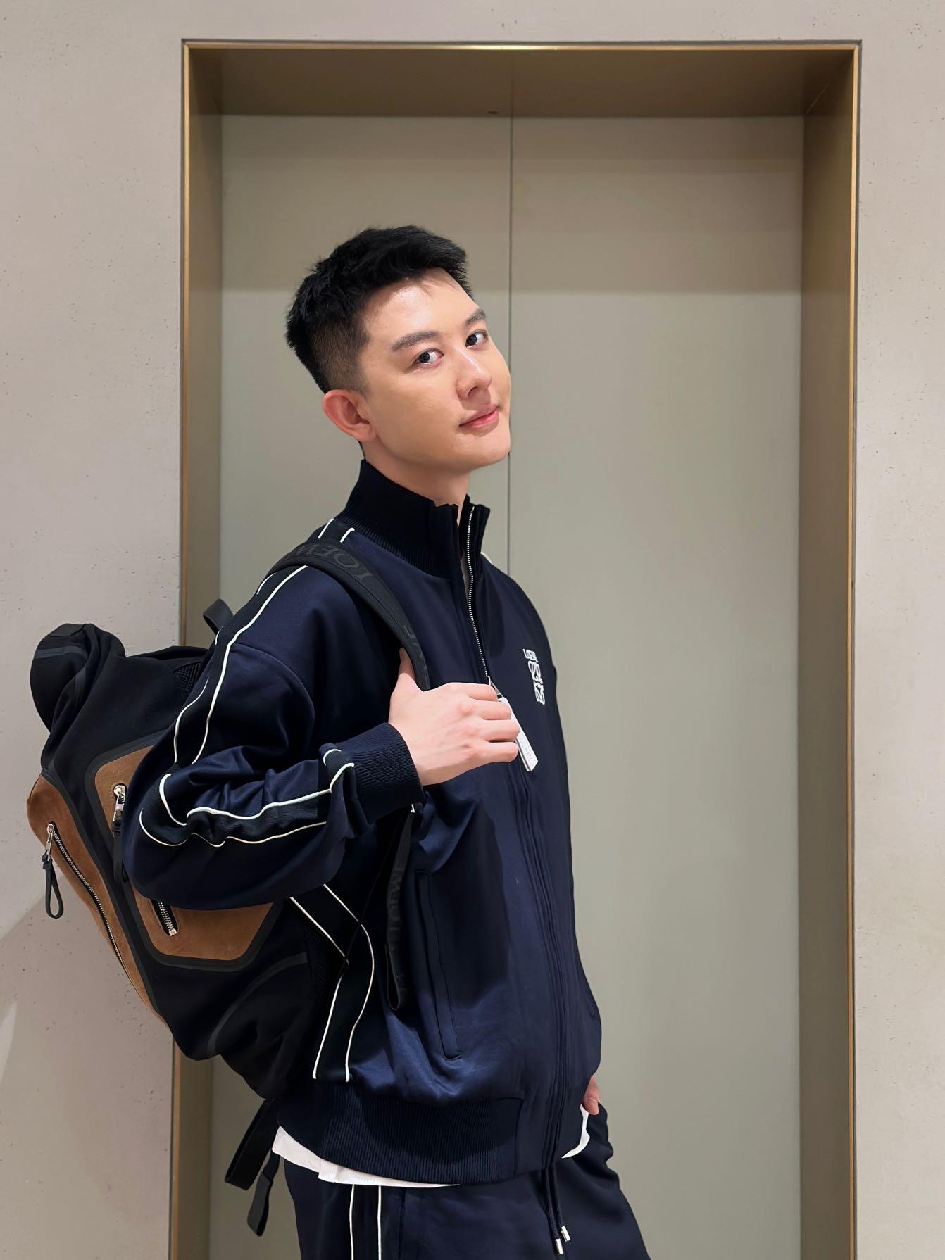 체인2호 / 로에베 남성 집업 코트