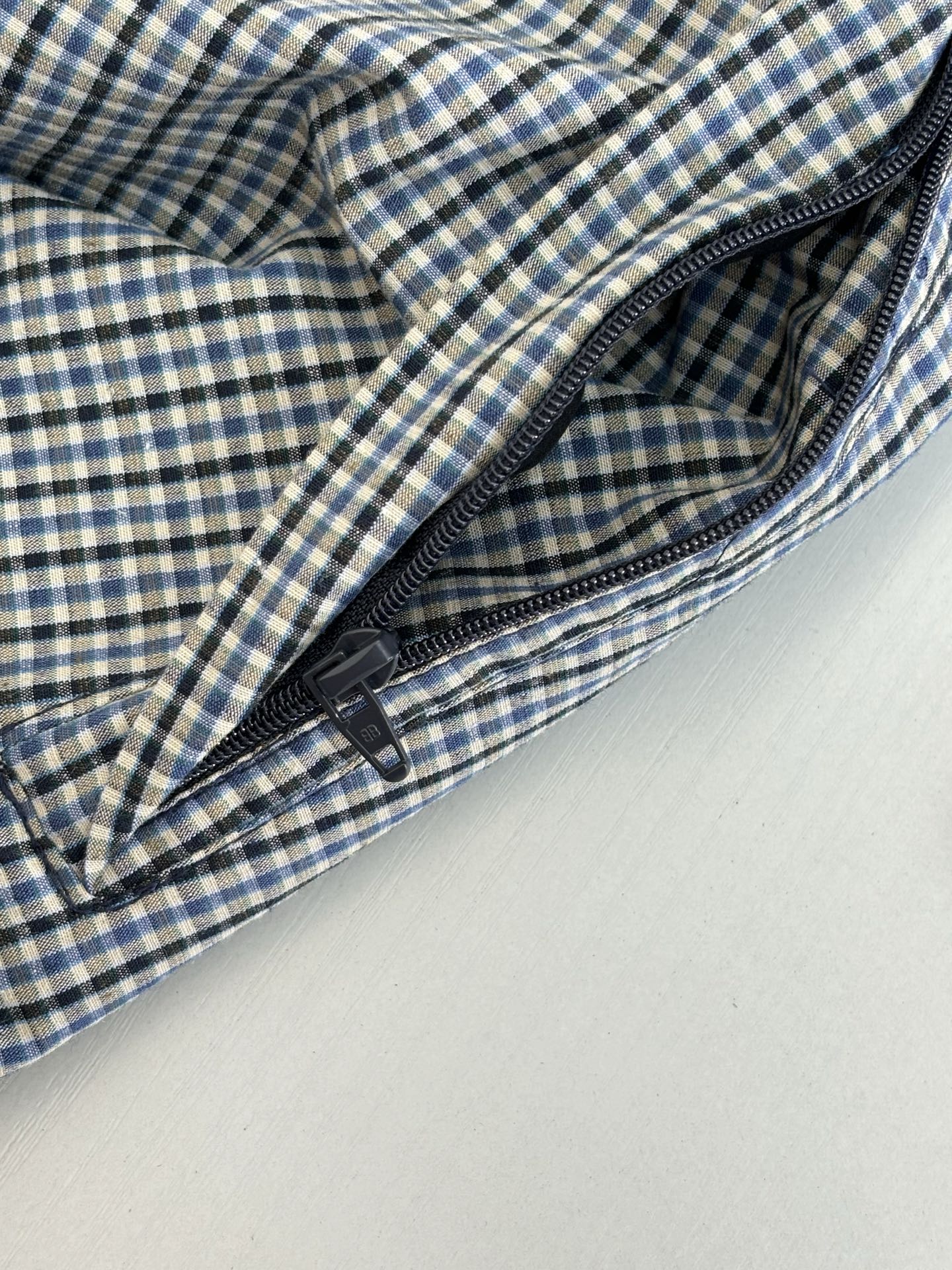 체인2호 / 발렌시아가 남성 여성 체크 코트