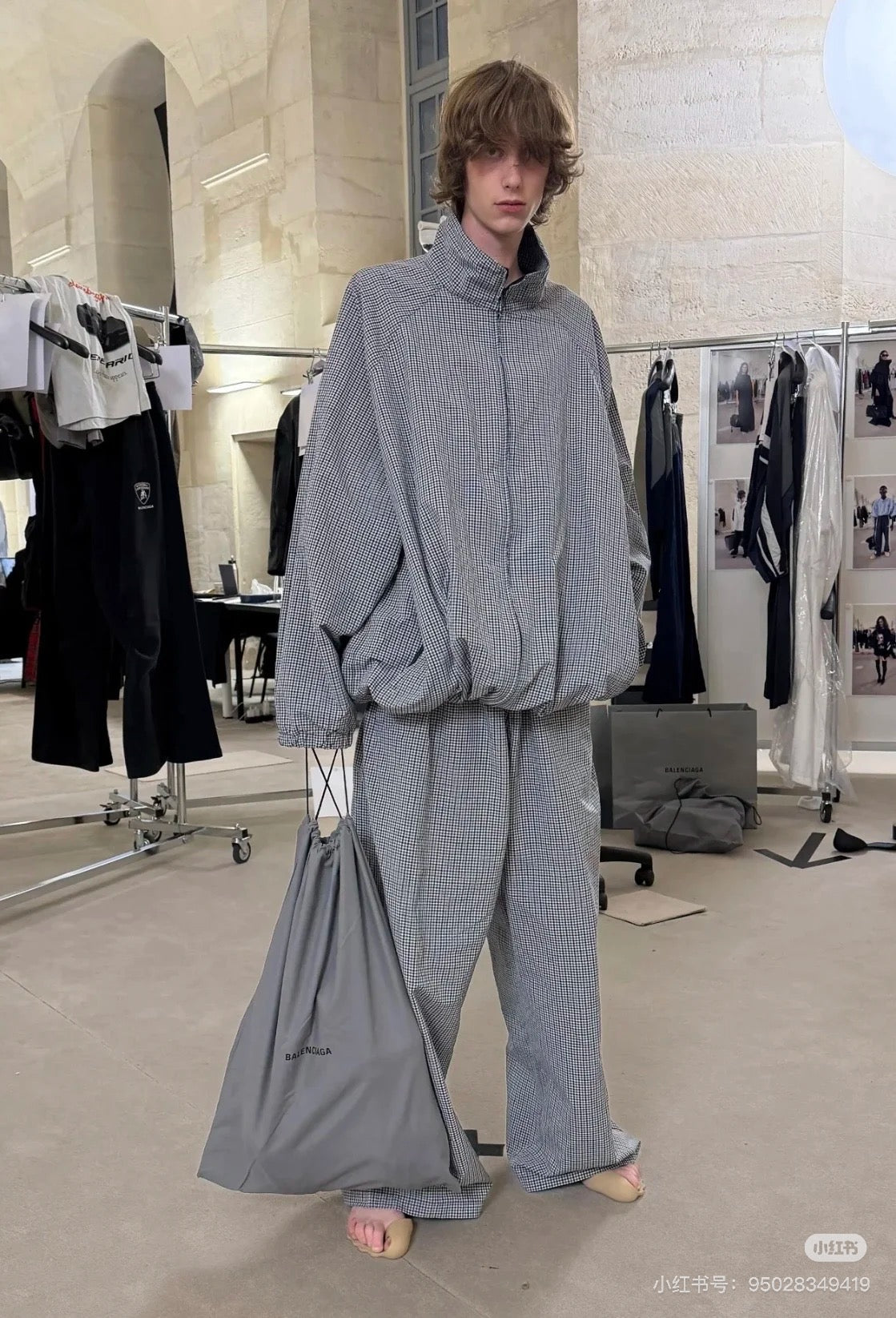 체인2호 / 발렌시아가 남성 여성 체크 코트