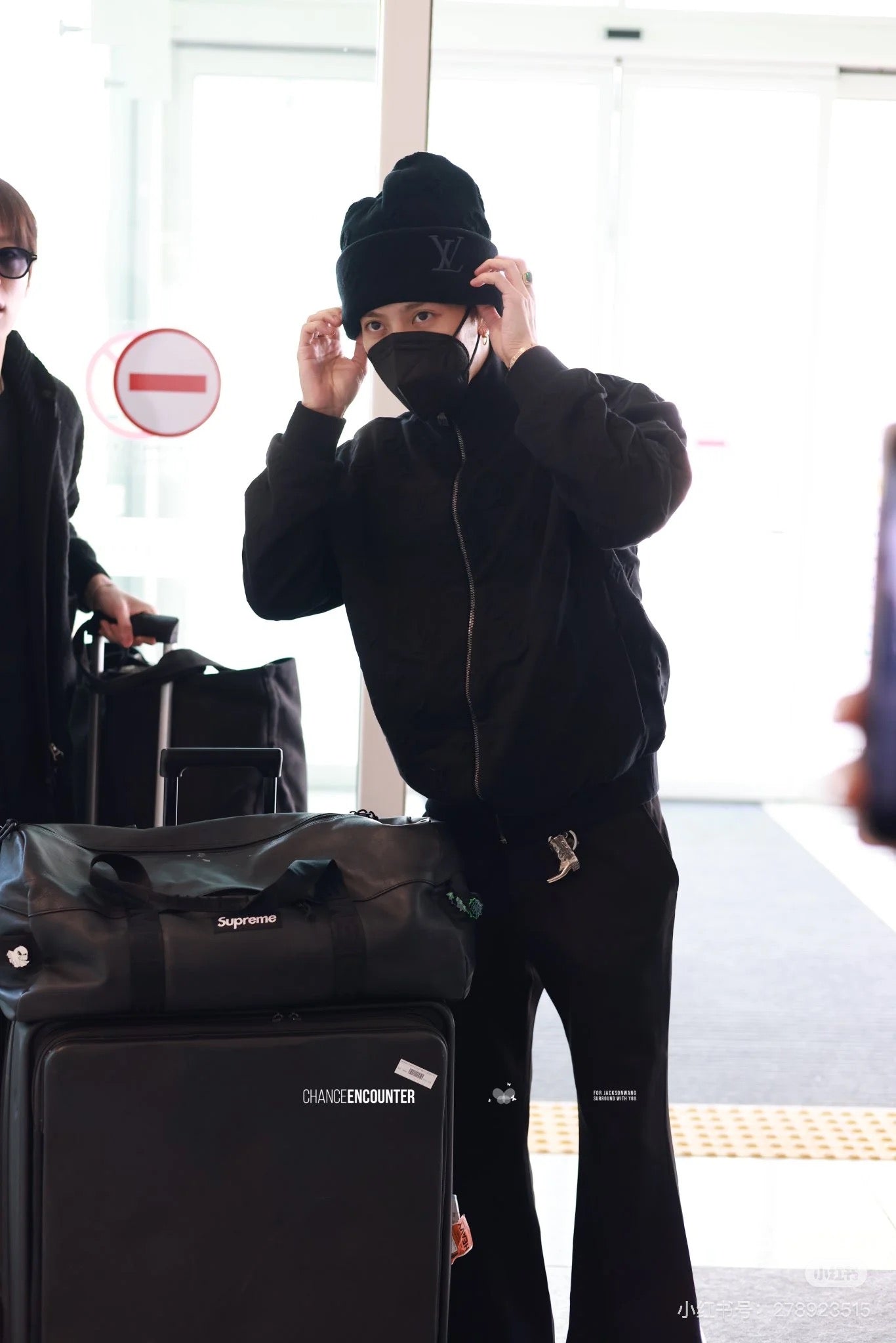 체인2호 / 루이비통 남성 엠보 니트