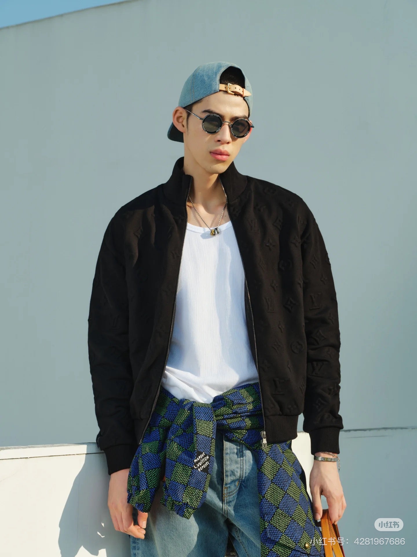 체인2호 / 루이비통 남성 엠보 니트