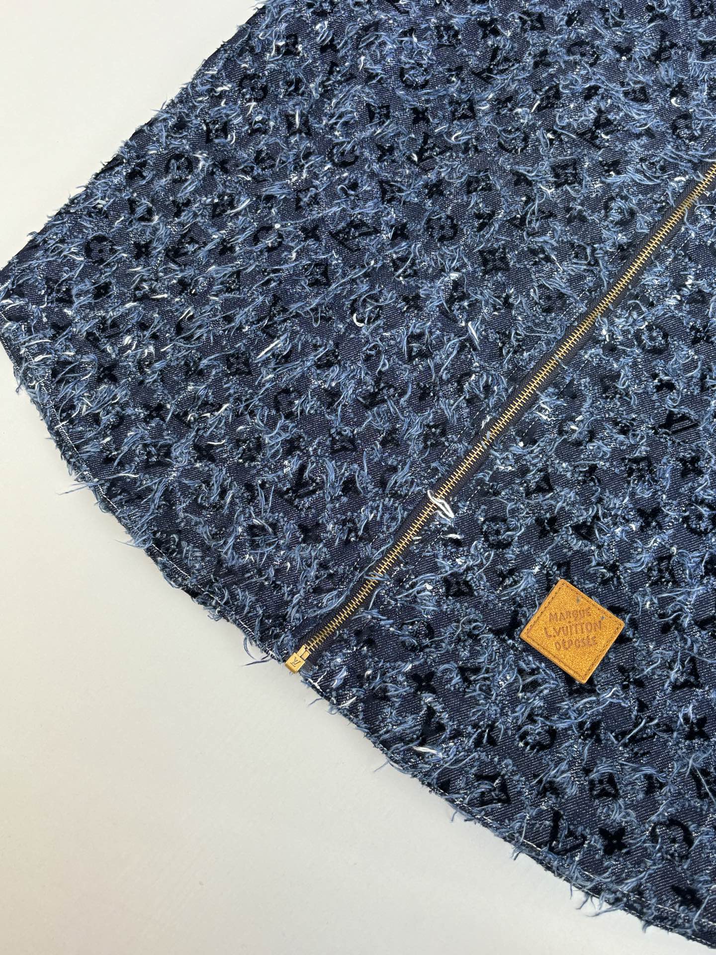 체인2호 / 루이비통 남성 여성 수술 데님 코트