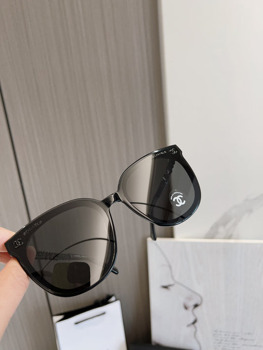 보스 악세사리 / 샤넬 여성 선글라스