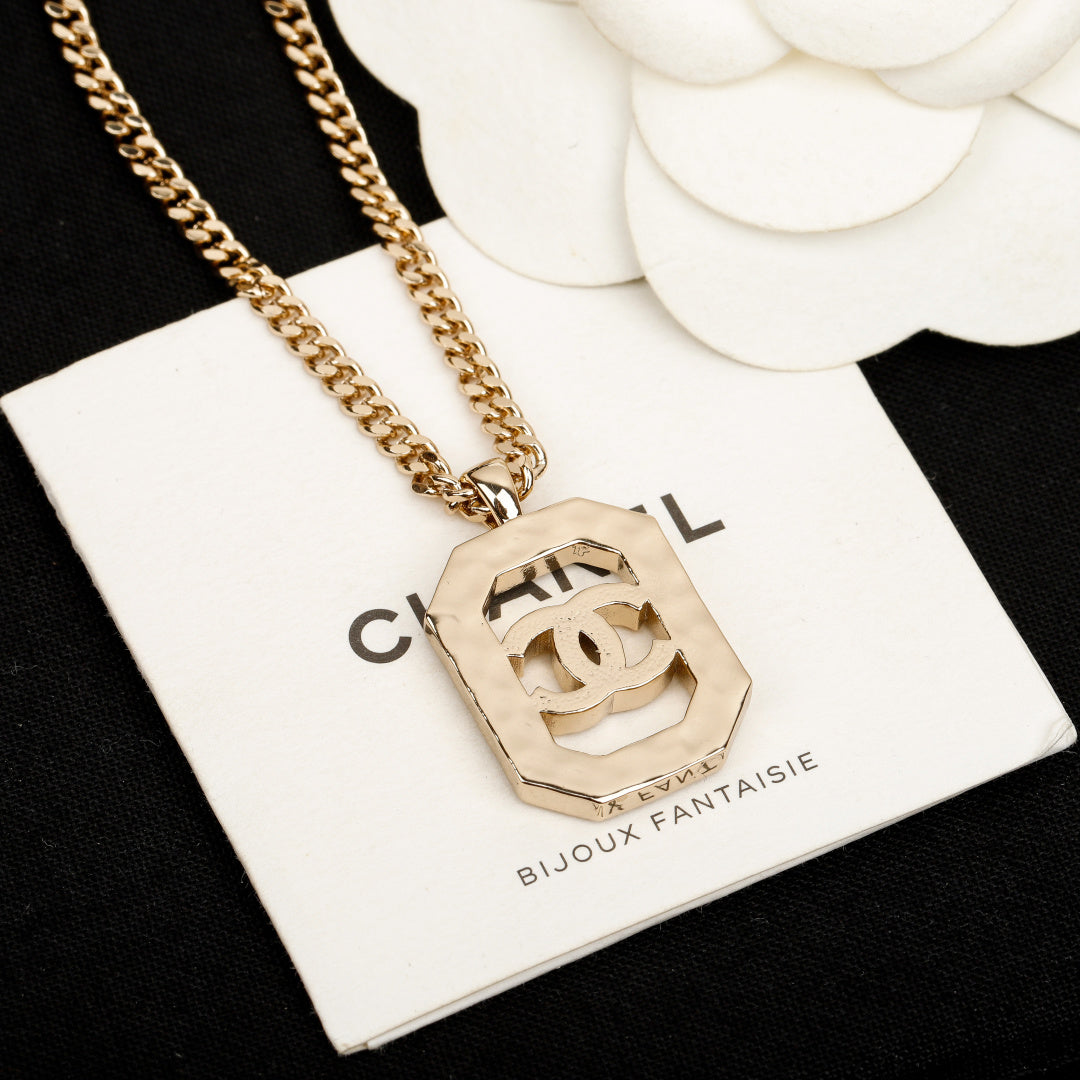 보스 악세사리 / 샤넬 여성 목걸이