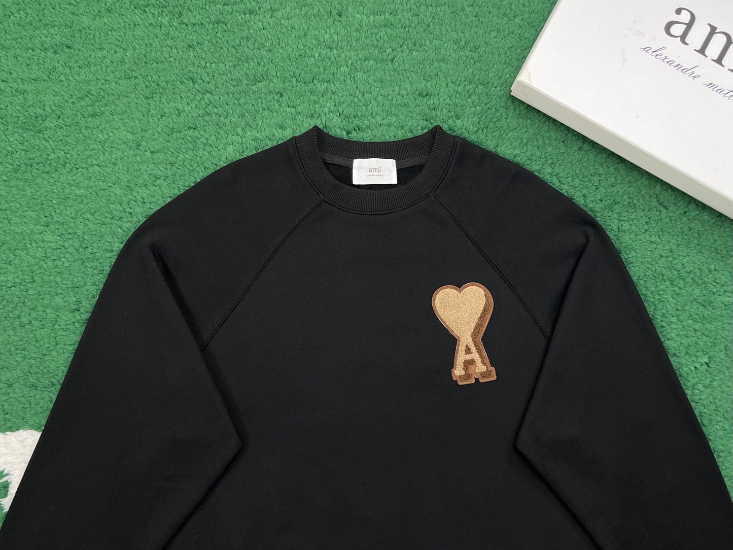 R공장 / 아미 남성 맨투맨