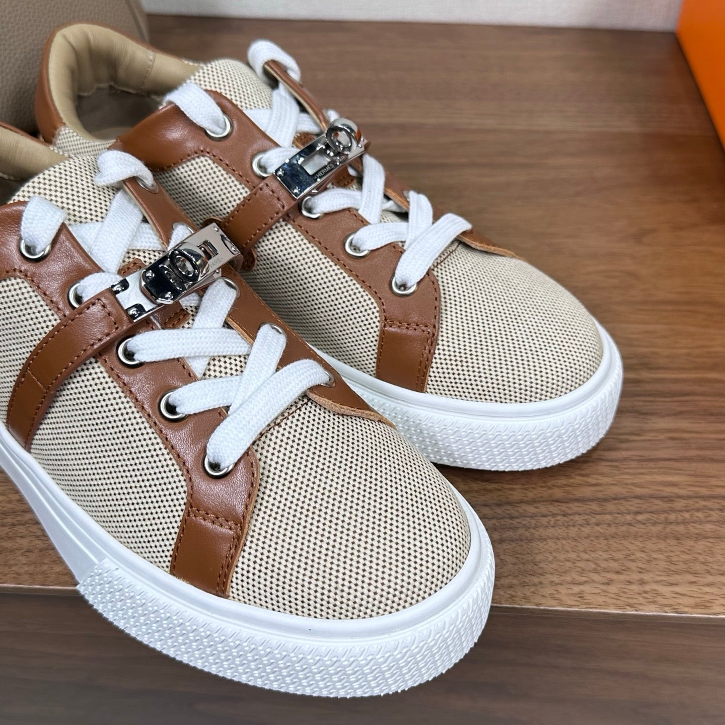 빙 공장 / 에르메스 커플 가죽 로퍼