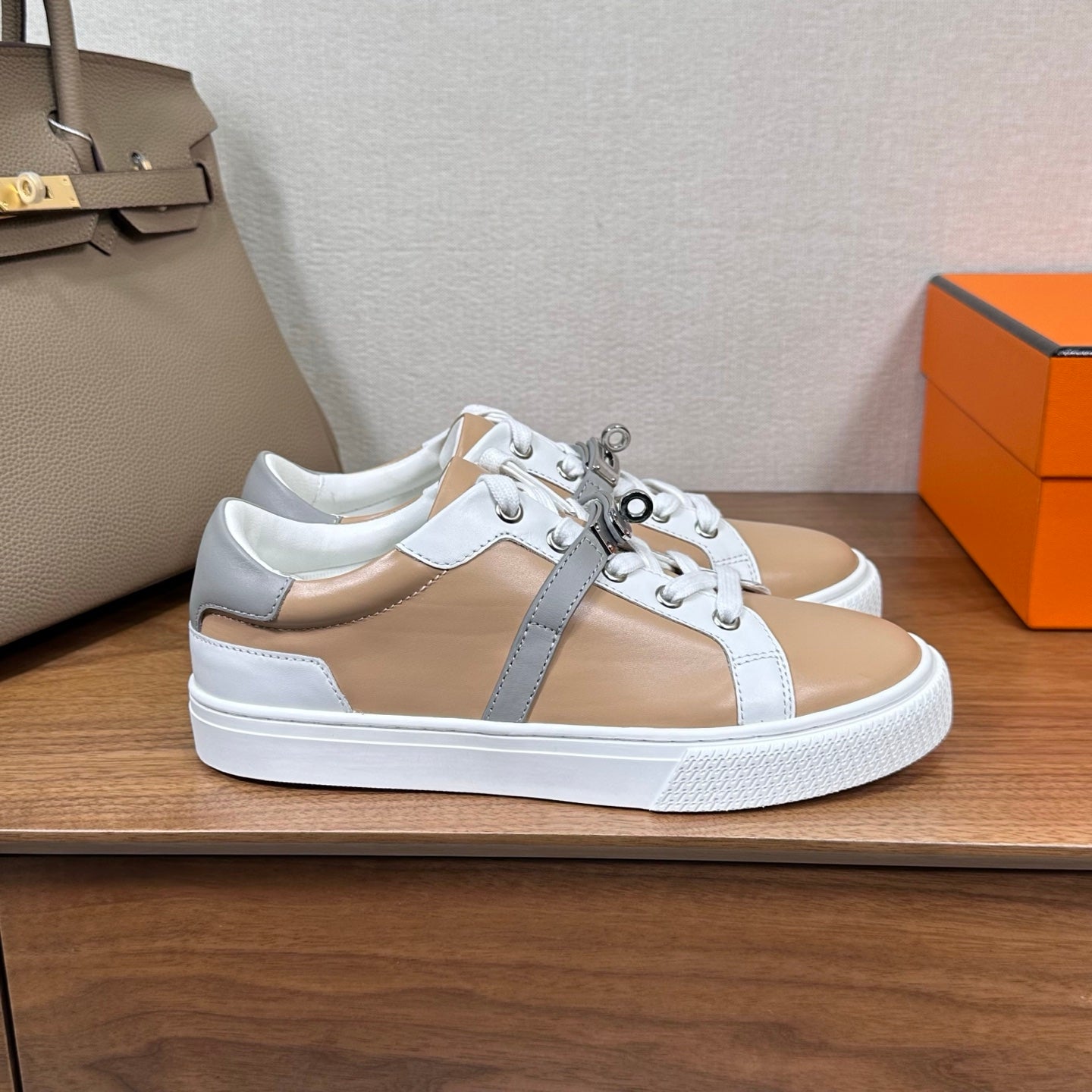 빙 공장 / 에르메스 남성 여성 신발 커플 스니커즈