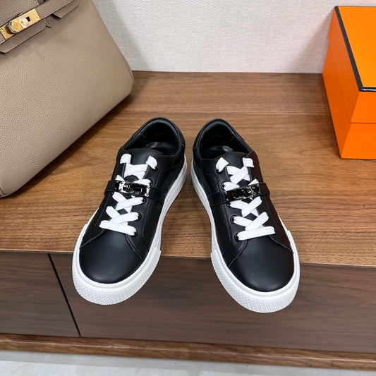 빙 공장 / 에르메스 커플 스니커즈 단색 가죽 로퍼