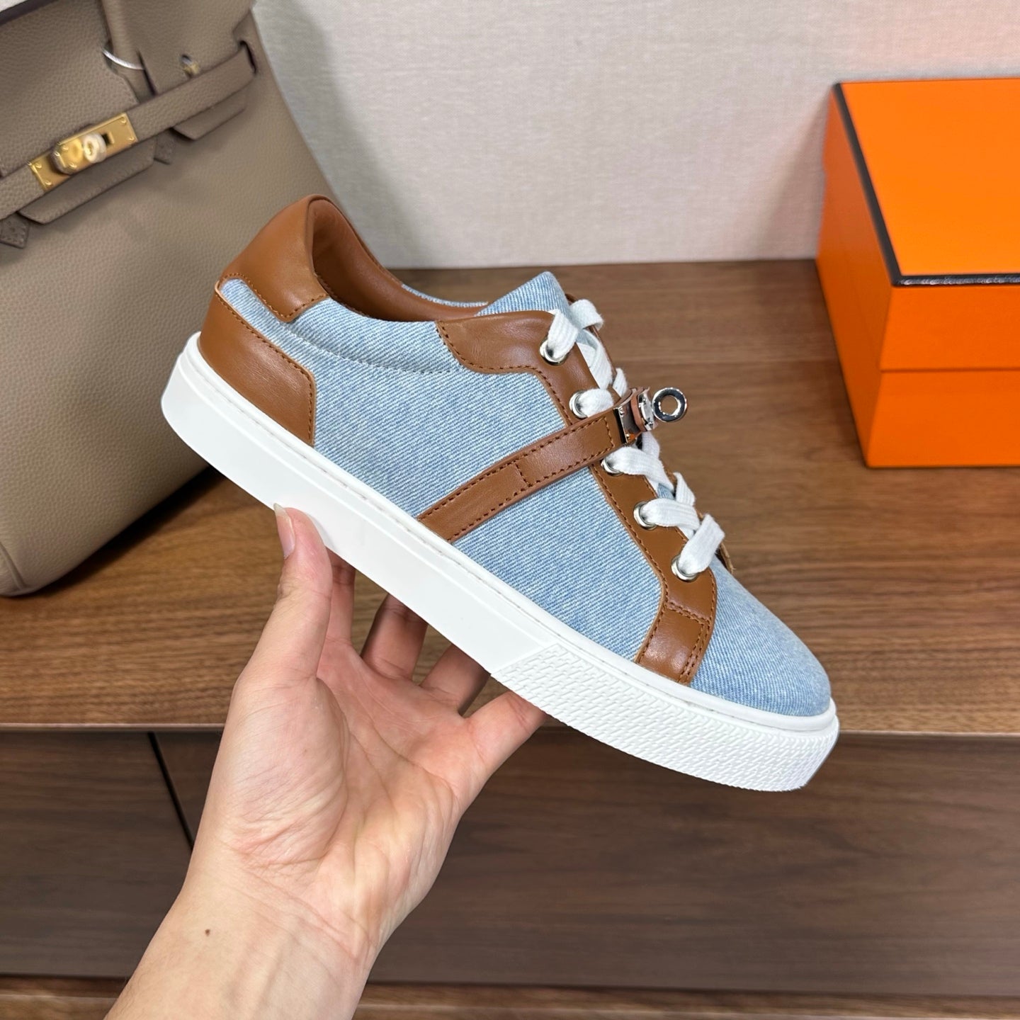 빙 공장 / 에르메스 커플 스니커즈