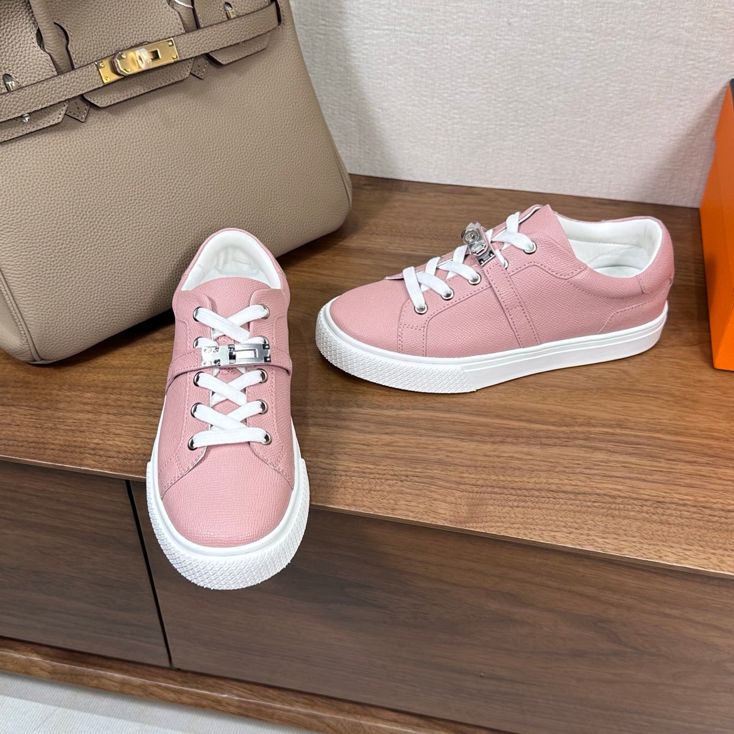 빙 공장 / 에르메스 커플 스니커즈