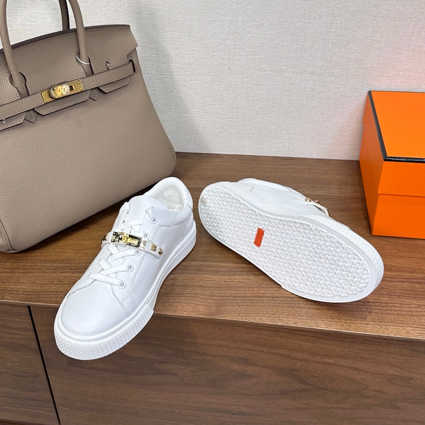 빙 공장 / 에르메스 커플 스니커즈