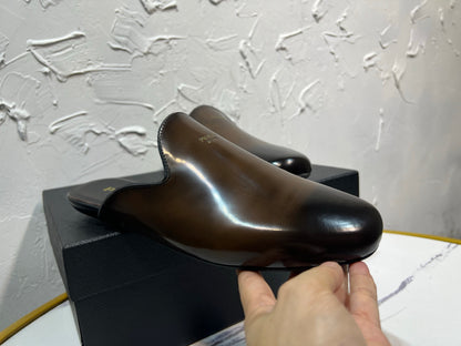 빙 공장 / 프라다 남성 가죽 구두 슬리퍼