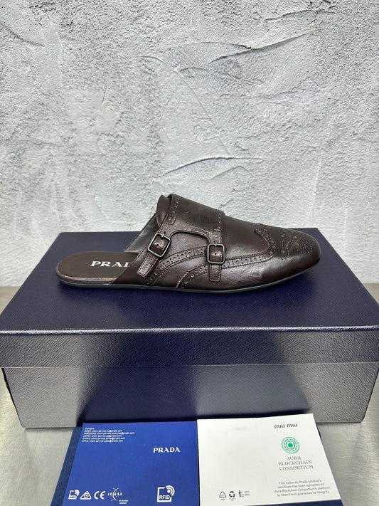 빙 공장 / 프라다 남성 가죽 슬리퍼