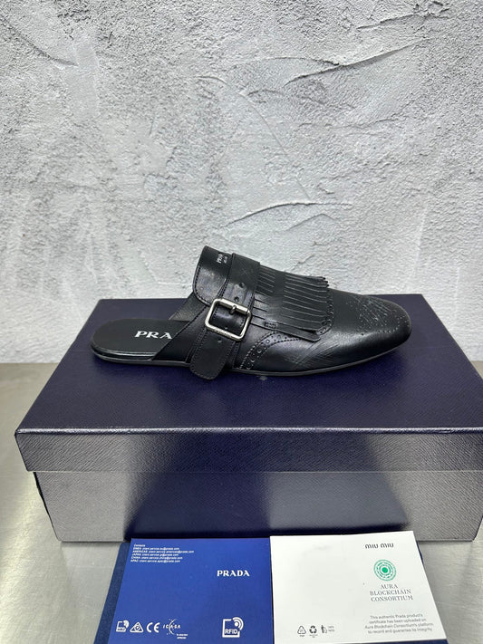 빙 공장 / 프라다 남성 가죽 구두 슬리퍼