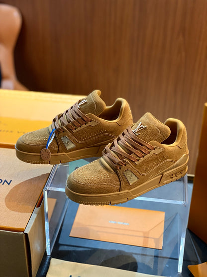 빙 공장 / 루이비통 커플 운동화