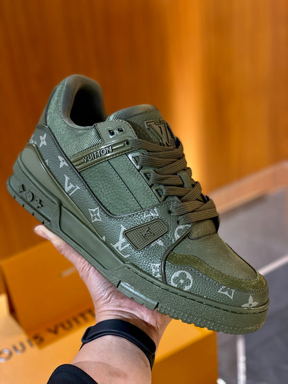 빙 공장 / 루이비통 커플 운동화