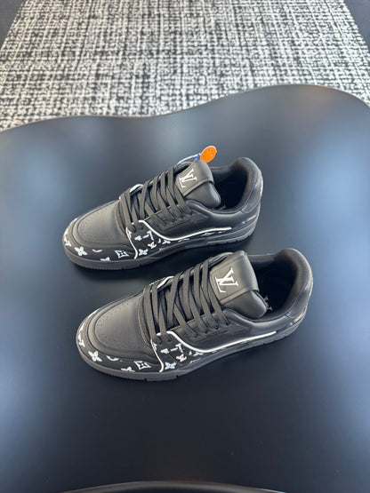 빙 공장 / 루이비통 커플 운동화